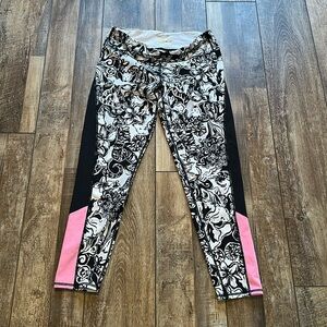 Lilly Pulitzer Black and Pink Patterned Leggings